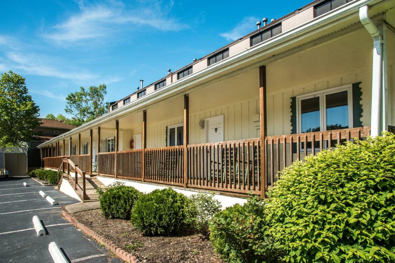 Boxwood Lodge Blowing Rock Near Boone-University Exterior foto