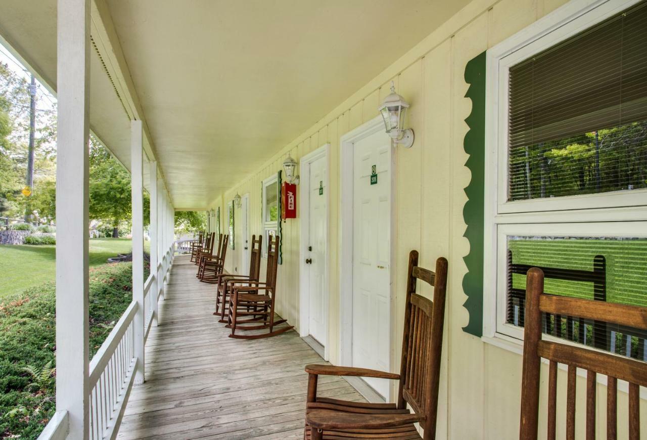 Boxwood Lodge Blowing Rock Near Boone-University Exterior foto